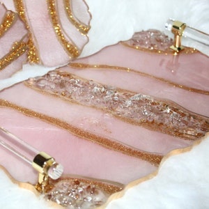 HANDMADE Pink Glitter Rose Quartz Crystal Tray, Epoxy Resin Tray