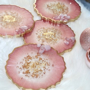 Handgjord bricka i rosa glitterharts: Rosenkvarts och guldmarmorering bild 9