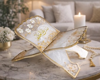 HANDGJORD Koranhållare i harts med pressad blomma, islamisk bokhållare, pärlvit och guld, muslimsk heminredning, Ramadan, Eid-gåva