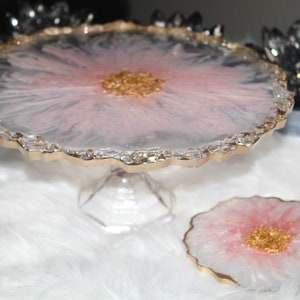 HANDMADE Blush Decorative Resin Tray 1Tier Cake Stand Decor Display Stand Luxury Gold Geode Resin Cupcake Stand Party Tray Ideas Gift Tray