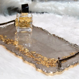 HANDMADE Large Decorative Resin tray Elegant Tray W/ Glass Rim Crystal Clear & Gold Handles Perfume Tray Geode Resin Tray Coasters