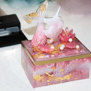 Handmade Rose Quartz Mermaid Inspired Resin jewelry box Unicorn Pearls Decorative Ocean Theme Resin Storage Colorful box Unique Gift For Her