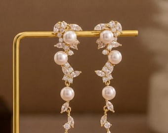Pendientes colgantes de perlas con diamantes, delicados pendientes de perlas, elegante joyería nupcial, pendientes de oro, pendientes de novia, regalos para damas de honor