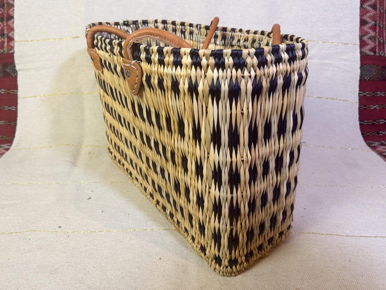 wicker basket, jane birkin basket, strawbag, handbag, birkin basket, round basket, runder korb, ronde mand, panier rond, panier jane birkin, cesta redonda, sac rond, panier en osier