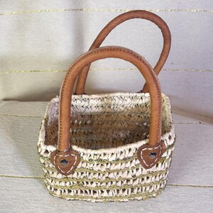 wicker basket, jane birkin basket, strawbag, handbag, birkin basket, round basket, runder korb, ronde mand, panier rond, panier jane birkin, cesta redonda, sac rond, panier en osier