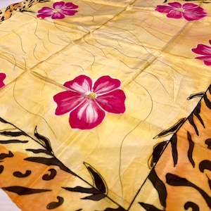 Hand Painted Silk Scarf - 100% Silk Scarf - Headscarf - Painted by hand -Artisan-Made Silk Scarf - Colorful Hand-Painted Fashion
