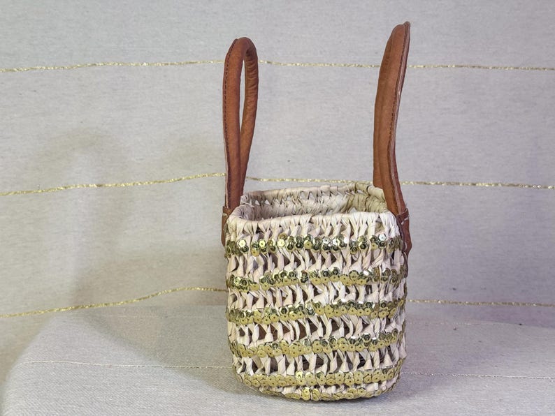 wicker basket, jane birkin basket, strawbag, handbag, birkin basket, round basket, runder korb, ronde mand, panier rond, panier jane birkin, cesta redonda, sac rond, panier en osier