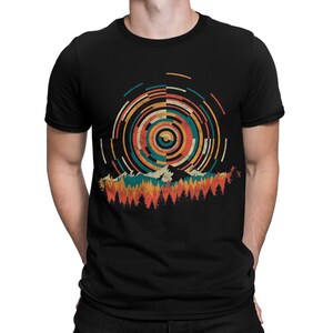 Sunrise Geometric Art T-Shirt, Men&#39;s and Women&#39;s Sizes (bma-239)