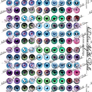 Könnte beinhalten: Eine Blatt mit 44 14 mm Puppenaugen in verschiedenen Farben und Designs. Die Puppenaugen haben eine Herzform in der Mitte. Die Puppenaugen sind mit dem Text "Valentina Blythe Dolls" bedruckt.