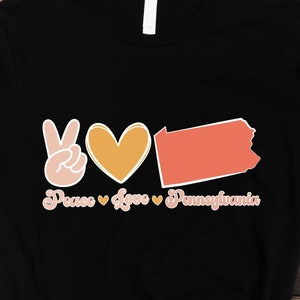 Peace Love Pennsylvania State Karte SVG, Pennsylvania Karte SVG, Retro Pennsylvania Blume SVG Cricut Cut Datei Silhouette Sublimation Design