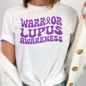Sensibilisation au lupus Svg Png, guerrier rétro Lupus Png, soutien Lupus ruban violet fichier Cricut Svg Design par sublimation