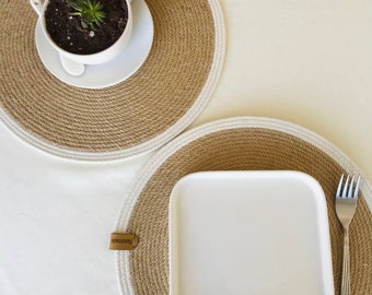 Natural Jute Round Placemats Set of 2/4/6, Handmade Cotton Woven Placemat Coaster Sewing Pattern for Natural Coffee,Kitchen and Dining Table