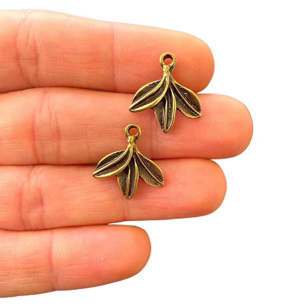 Bronze Leaf Charm 4 Antique Bronze Plated Leaf Pendant Etsy