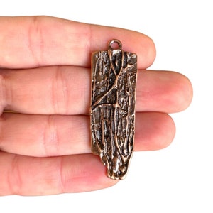 Antique Copper Tree Bark Charm – Organic Asymmetrical Pendant for Rustic Crafts, Textured Copper Connector Bead (16 x 49 mm) LB-394
