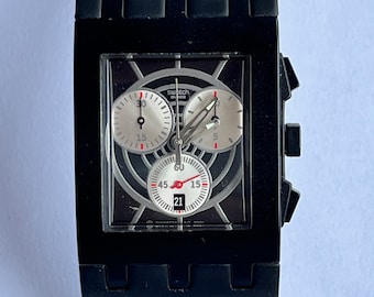 Swatch Square Chrono James Bond DR. NO SUEB400, comme neuve, rarement portée ! Très rare!