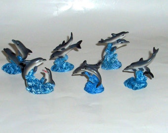 6 Mini DOLPHIN figurines