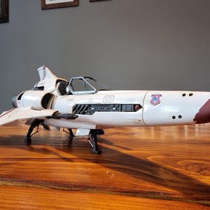 Battlestar Galactica Starbuck Viper Studio Scale Model
