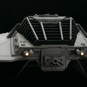 Battlestar Galactica TOS Studio Scale Cylon Raider 1:24 Resin Display