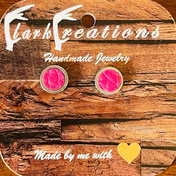 Bright Pink Beaverlodge Leather Stud Earring