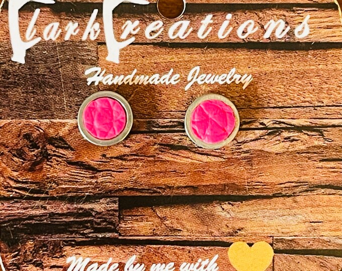 Bright Pink Beaverlodge Leather Stud Earring