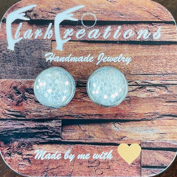 White Sequence Penticton Leather Stud