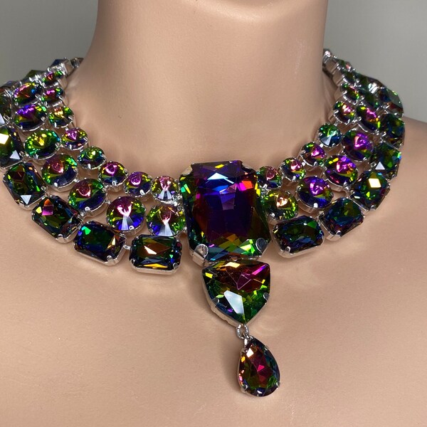 Opulento collar de cristal australiano / Vitrail verde y placa de plata / piedras CZ de declaración grande / collar de traje drag queen de gran tamaño