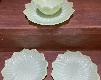 4 pc Fire King Jadeite Lotus Blossom Plates and Bowls