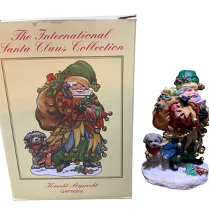  Dillards La Befana: Italy - Holiday Figurine (International  Santa Claus Collection): Home & Kitchen