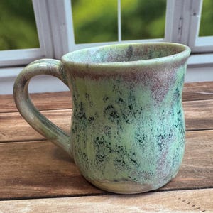 Green pottery mug, green sparkle mug, green speckled mug, 12 fluid ounces, large green mug, green pottery, wheelthrown, handmade green mug