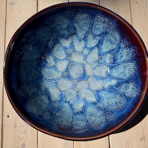 Extra large bowl, large serving bowl, large blue bowl, blue serving bowl, pottery, handmade, stoneware, serving bowl, 11” bowl, fruit bowl