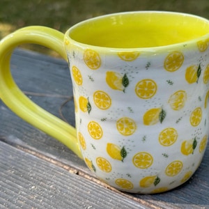 Bright yellow mug, yellow mug, lemon mug, white mug, handmade lemon mug, handmade mug, wheelthrown mug, 16 ounces mug, ceramic, porcelain