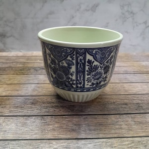 Delft Planter | Mid Century