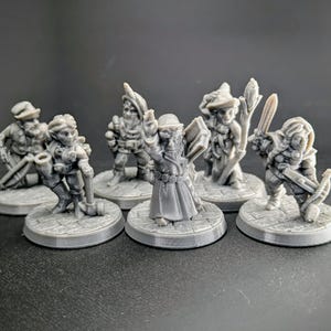 Gnome Adventurers Miniatures Set für TTRPG Spiele (28 mm Scale), DnD Minis, D&D Tabletop