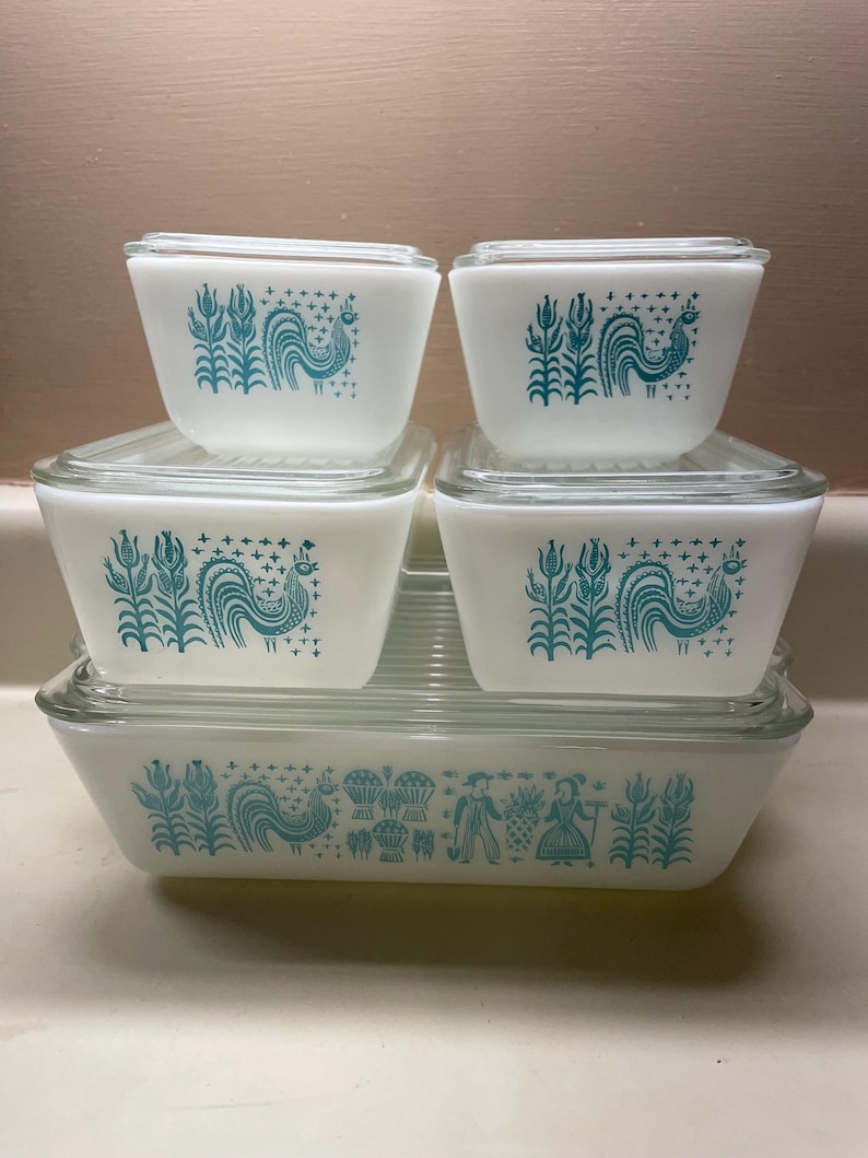 Set of 5 Vintage Pyrex Refrigerator Bowls With Lids. Highly Collectible ...