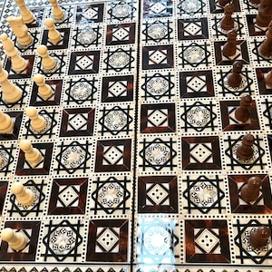 Large 20” Luxurious Mother of Pearl Chess & Backgammon board with Metallic Gold Leaf Inlay, Wooden chess pieces included, A Luxury Gift