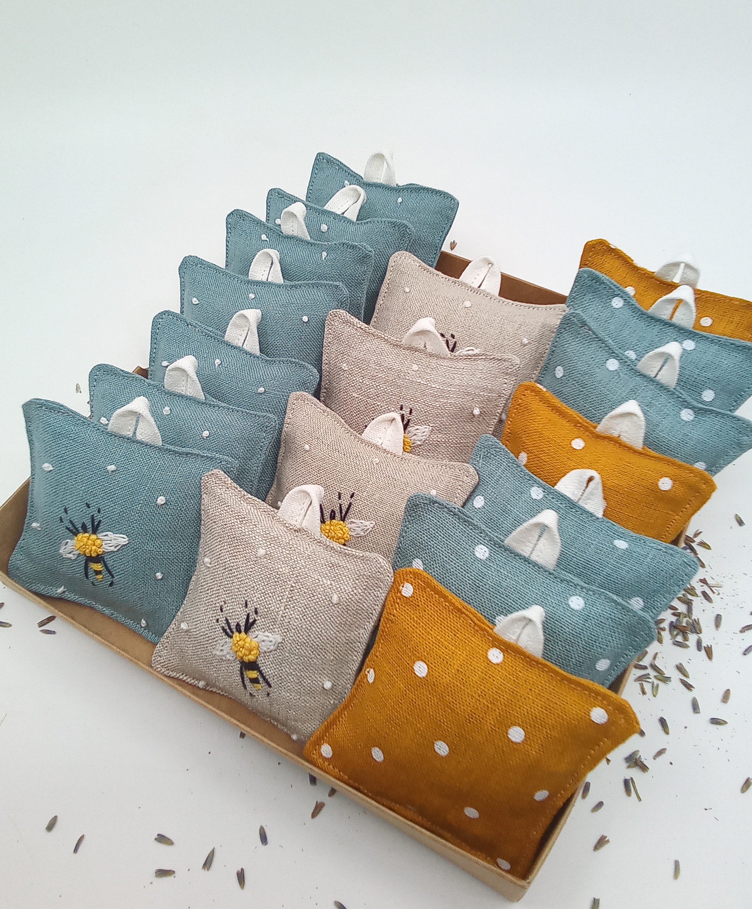 100 % Linen Lavender Sachet for the Wardrobe, for Home, Home Textiles ...