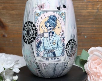 Het Mom Gothic Tarot Tumbler – Handgegoten acrylkunst, Skeleton Mom wijnglas zonder steel