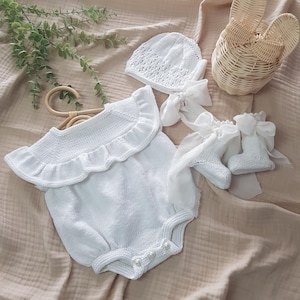 White Three-piece Set,Baby Girl Rompers,Hat Set, Baby Girl Clothing, Organic Baby Clothing,Baby girl clothes,Baby girl gift,Baby shower gift