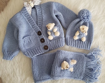 Handmade Knit Toy Cardigan Set, Unisex Baby Clothes with Teddy Bear