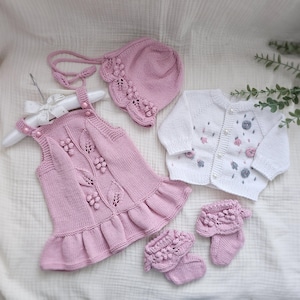 Jurk babymeisje, jurk meisje, babyshower cadeau pasgeboren, verjaardagscadeau, handgebreid geborduurd vest