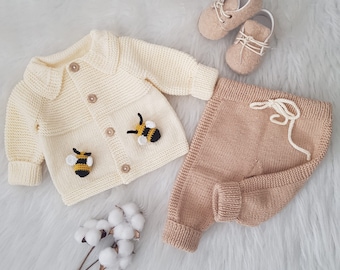 Honey Bee Knitted Baby Outfit, Bee Knit Set, Newborn Outfit, Knitted Baby Clothes, New Baby Gift, Baby Shower Gift