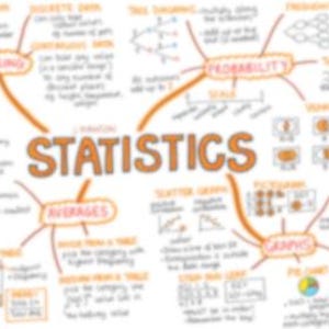 Peut inclure: Une tasse en céramique blanche avec une anse noire et l'inscription "But First, Coffee" en gras noir. La tasse est posée sur un fond flou, suggérant un cadre chaleureux.