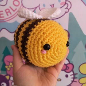 Crochet Bee Amigurumi Toy, Handmade Bee Plushie, Nature Inspired Decor, Cute Gift for Bee Enthusiasts