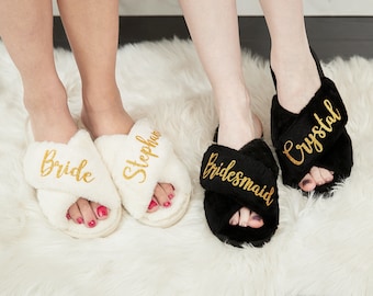 Geschenken gepersonaliseerde bruids slipper, pluizige bruidsmeisje slippers, bruiloft bruidsmeisje geschenken, vrijgezellenfeest, aangepaste bruid douche slippers