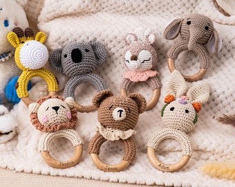 Personalized Animal Crochet Rattle, Baby Shower Rattle Gift, Custom Wooden Baby Rattle, Rattle Toy Ring, Crochet Rattle Toy, Newborn Gifts