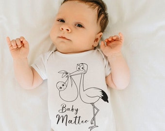 Baby Body mit Name. Personalisierter Baby Body. Baby Body mit Text. Neugeborene Baby Name Body. Baby Bodysuit. Baby Personalisierter Body.