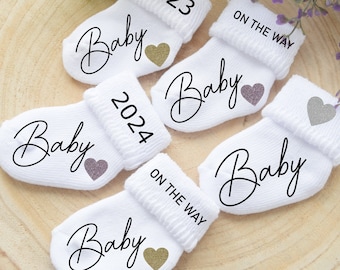 Babysokjes Baby 2024 Zwangerschapsaankondiging met sokken Baby onderweg Sok Zwangerschapsaankondiging met sokken Baby 2023 Baby komt