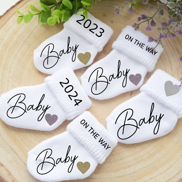 Baby Socken Baby 2024 Schwangerschaft Verkünden mit Socken Baby On The Way Socke Verkundung Schwangerschaft mit Socke Baby 2023 Baby Coming