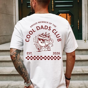 Cool Dads Club メンズ お父さんTシャツ、誕生日をパーソナライズ、妊娠中のお父さんへのギフト、出産のお知らせ、妊娠のお知らせ、レトロヴィンテージ