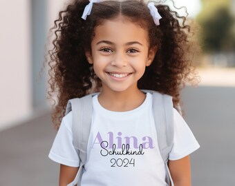 Personalized school child 2023 T-shirt: Celebrate the school year! School child T-shirt. T-shirt for school child enrollment with name. First day of school.